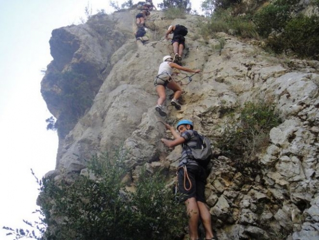  Subiendo las escaleras del acantilado 